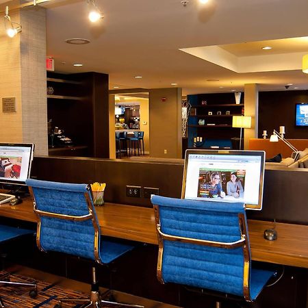 Courtyard By Marriott Cincinnati Airport Erlanger Exterior photo